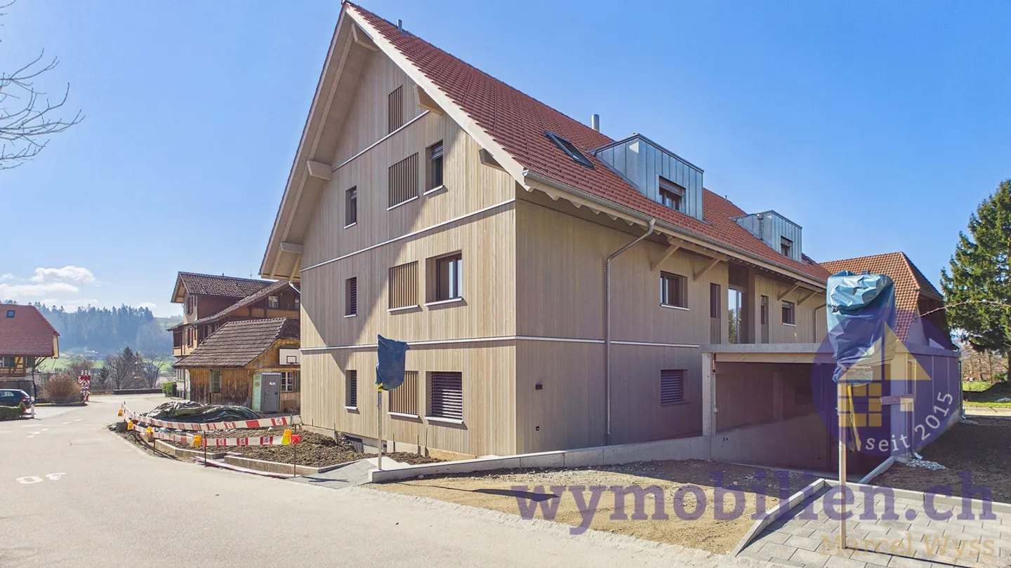 Ground floor apartment with private garden area! - Photo 2 of 10