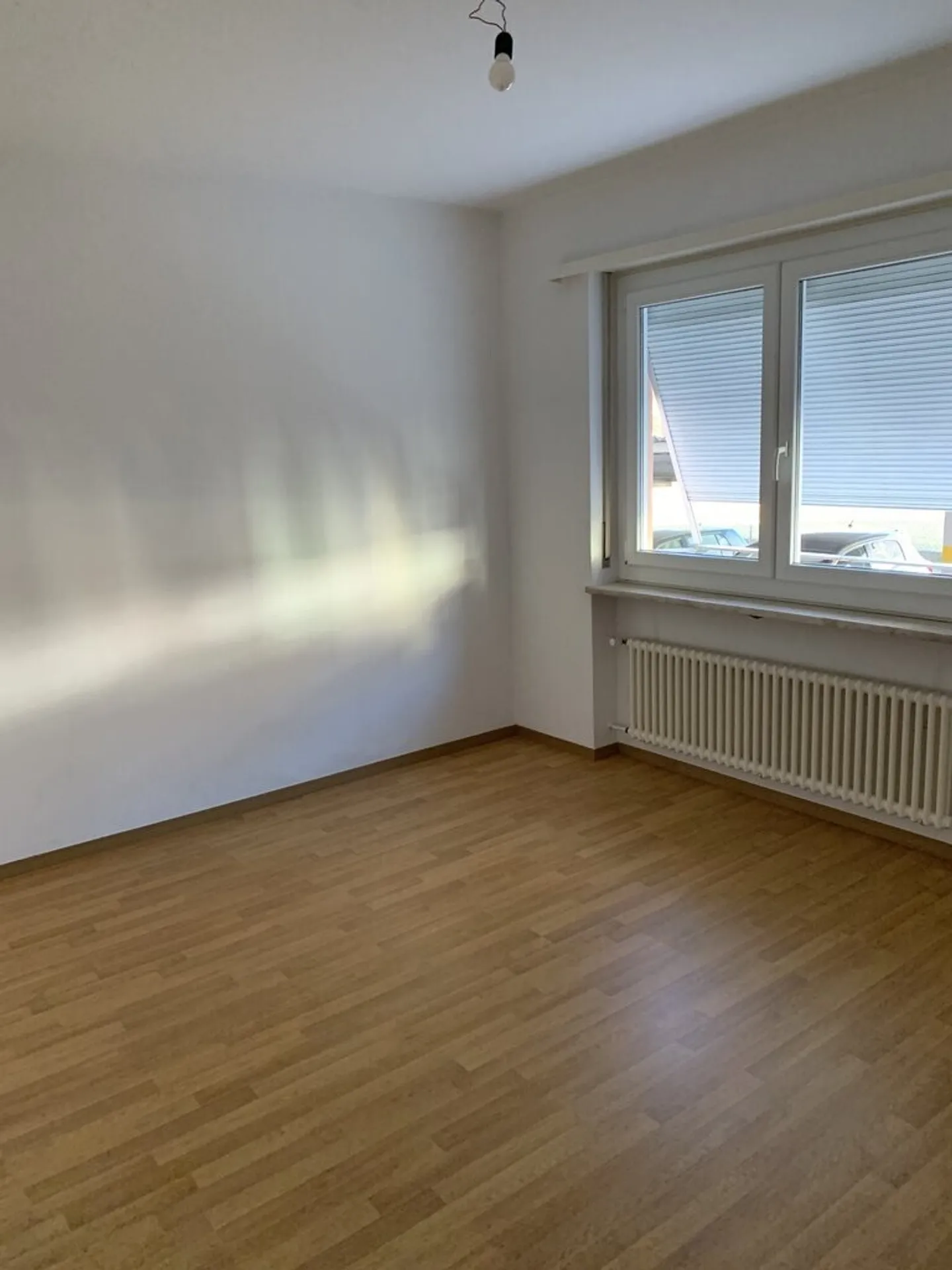 For rent 3.5 room apartment - Photo 3 of 3