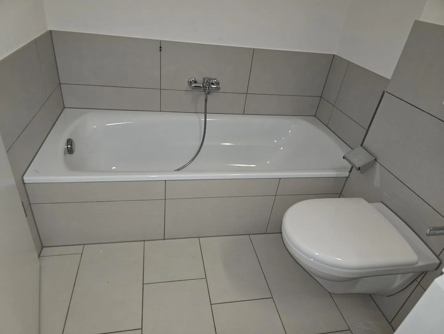 Beautiful 2.5-room attic apartment with large terrace - Photo 5 of 5