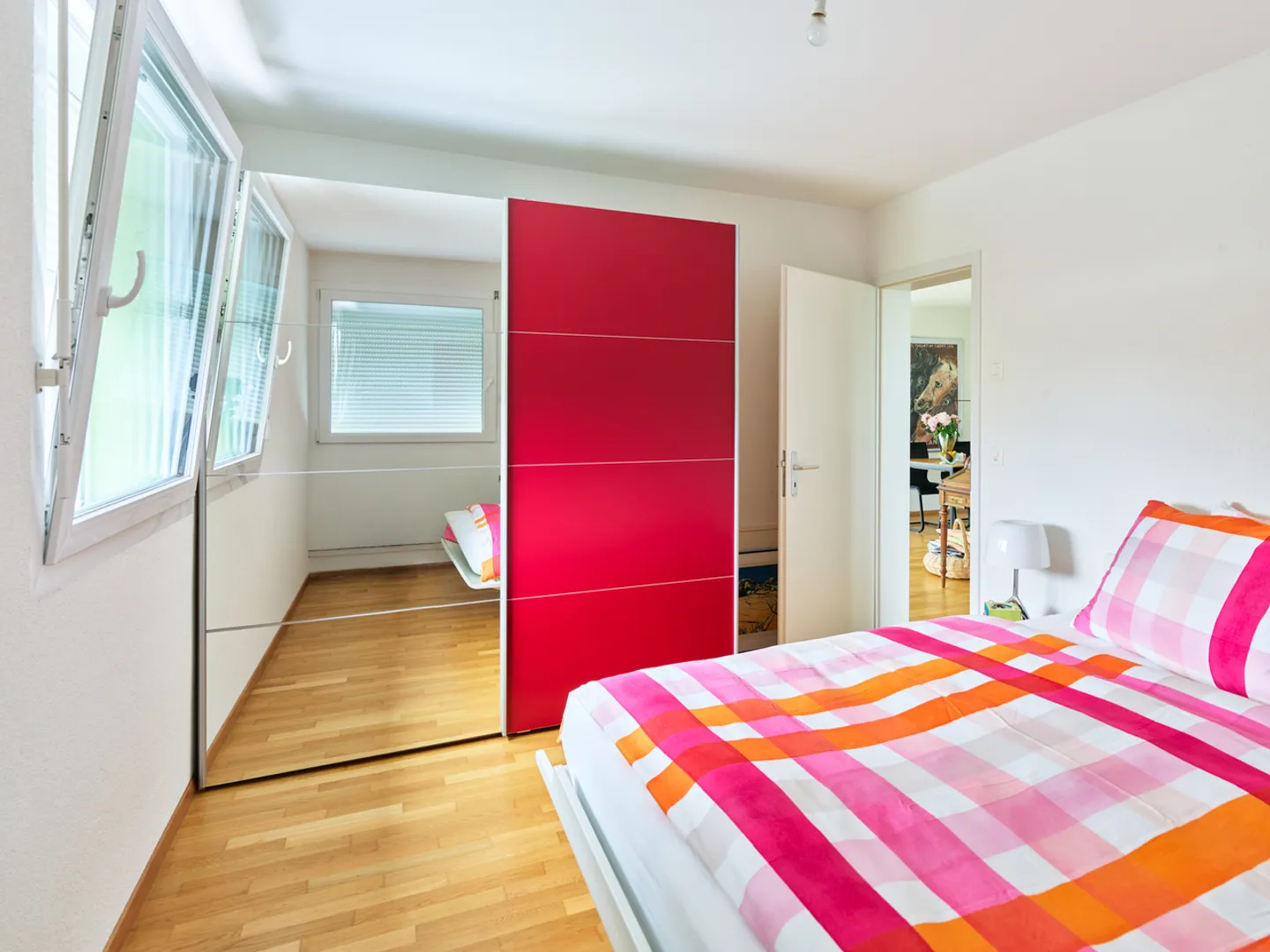 Bellissimo appartamento di 4,5 stanze con molta luce, grande balcone, ambiente tranquillo - Foto 4 di 11