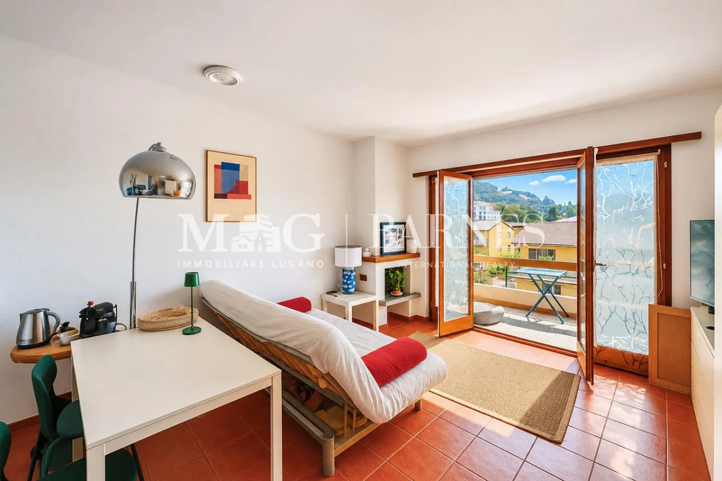 Caslano: Studio with fireplace and parking space - Photo 1 of 4