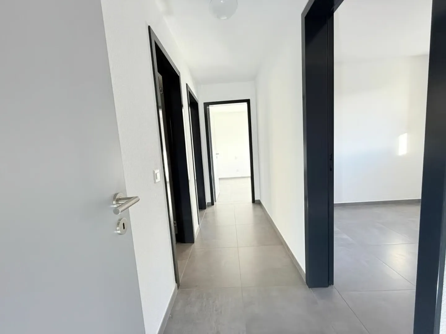 4,5-Zimmer-Wohnung mittlerer/höherer Standard in einem Gebäude mit nur 3 Wohneinheiten - Foto 7 von 12