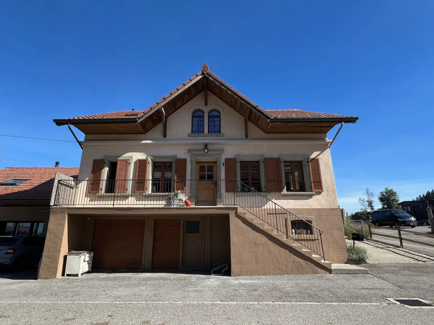 Villa with 6.5 rooms, large garden, pool,... - Photo 11 of 13