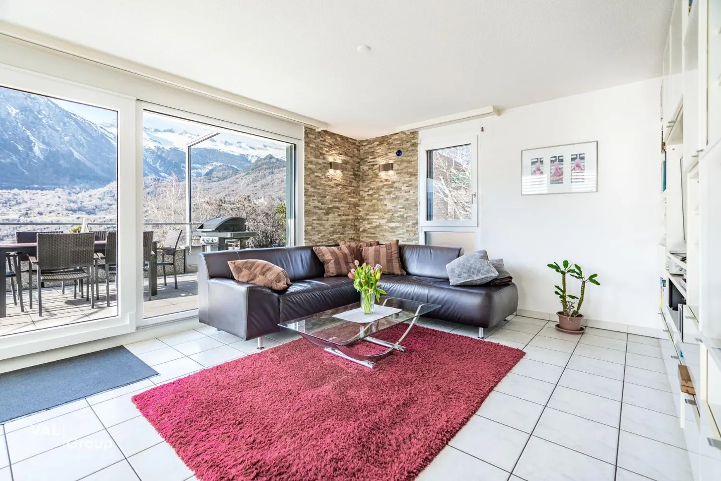 Exclusive living with large terrace, view and tranquility - Photo 5 of 13