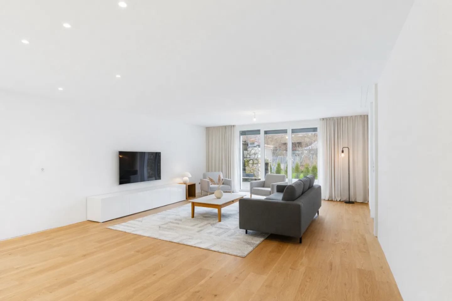 Appartements de 4.5 pièces personnalisables avec jardin - Photo 1 sur 7