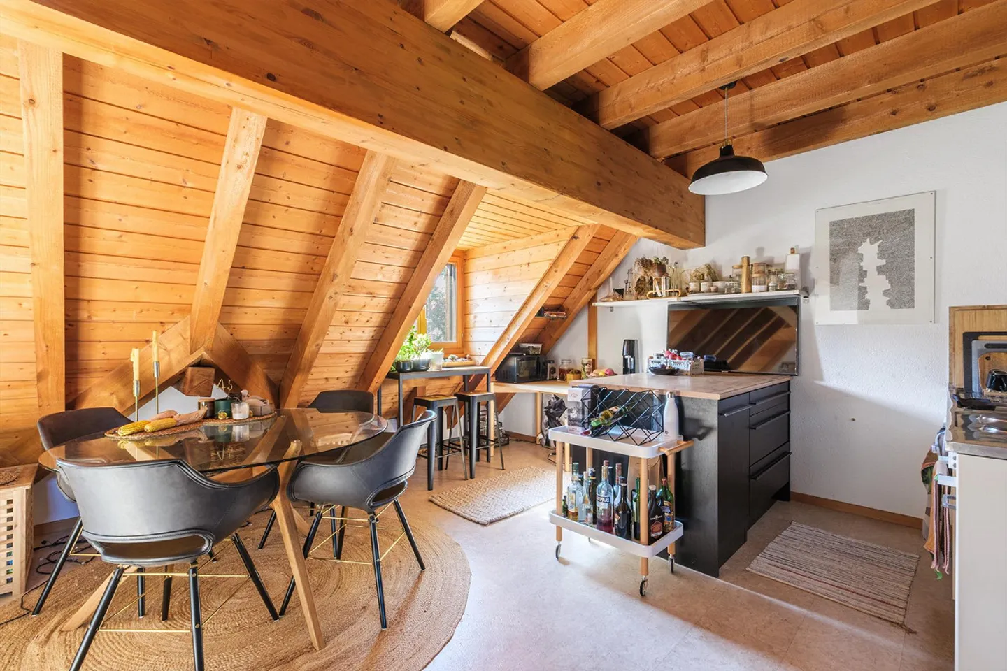 Opportunité unique - Terrain avec maison multifamiliale et unifamiliale - Photo 7 sur 8