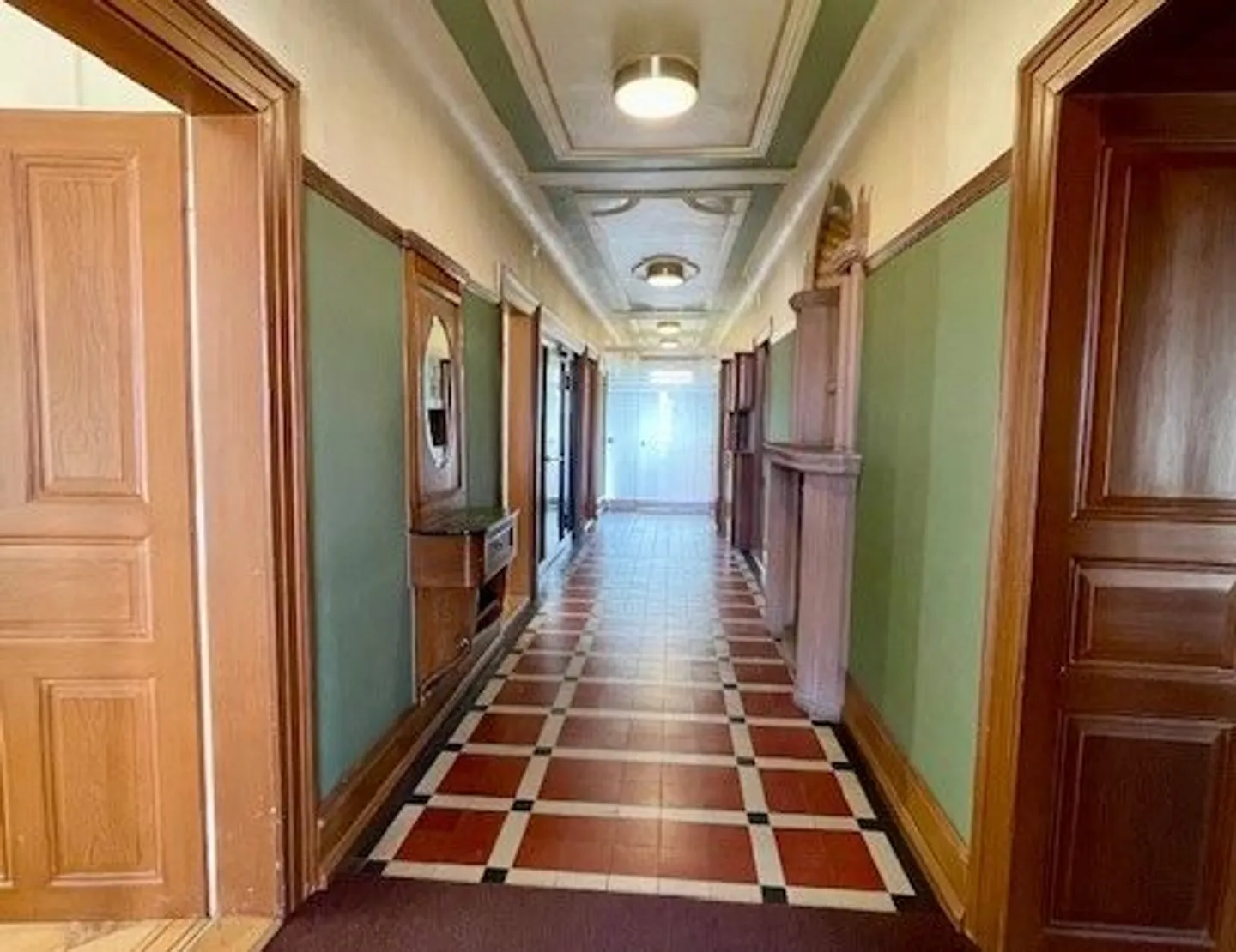 Villa storica rappresentativa con uffici completamente sviluppati - Foto 14 di 21