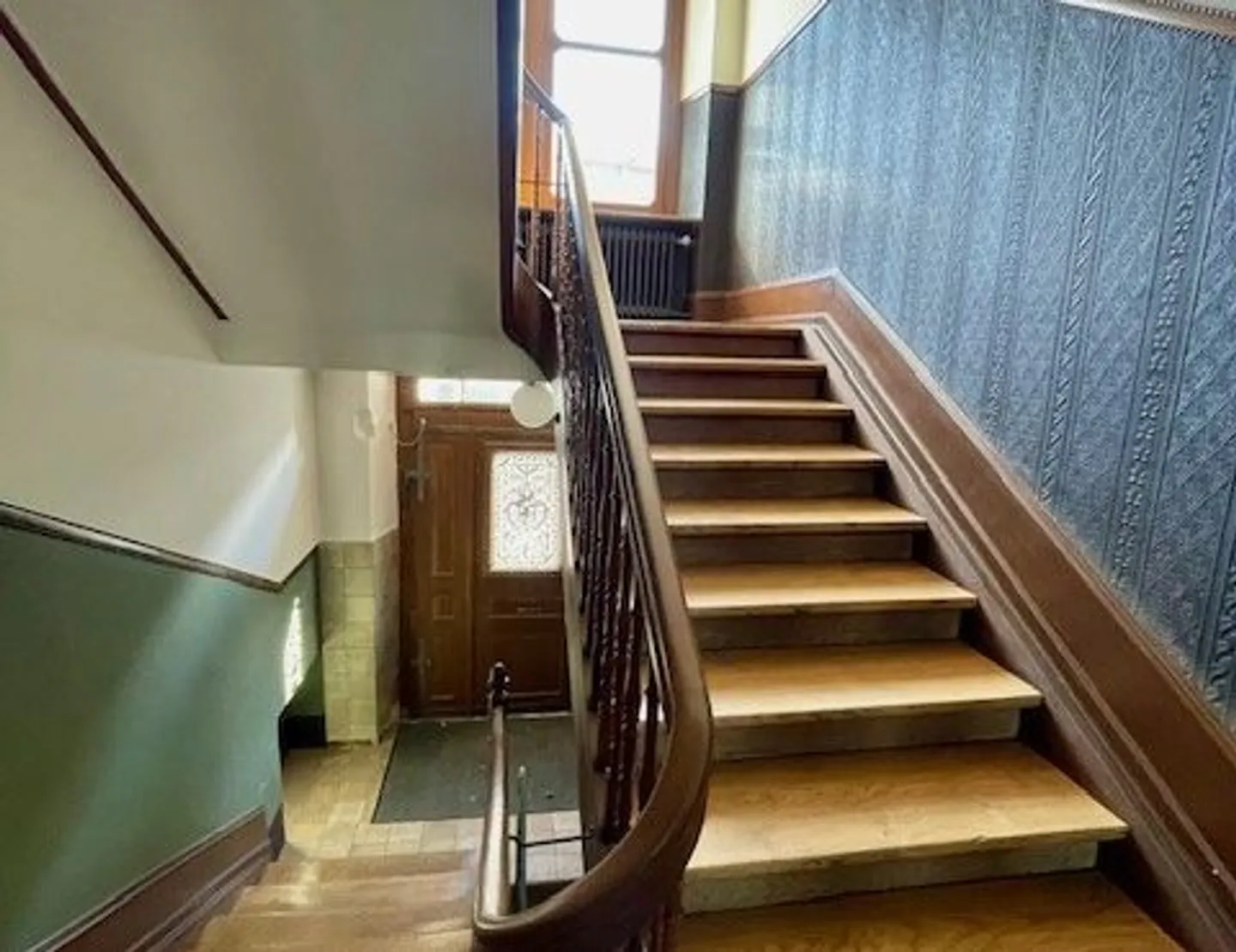 Villa storica rappresentativa con uffici completamente sviluppati - Foto 19 di 21