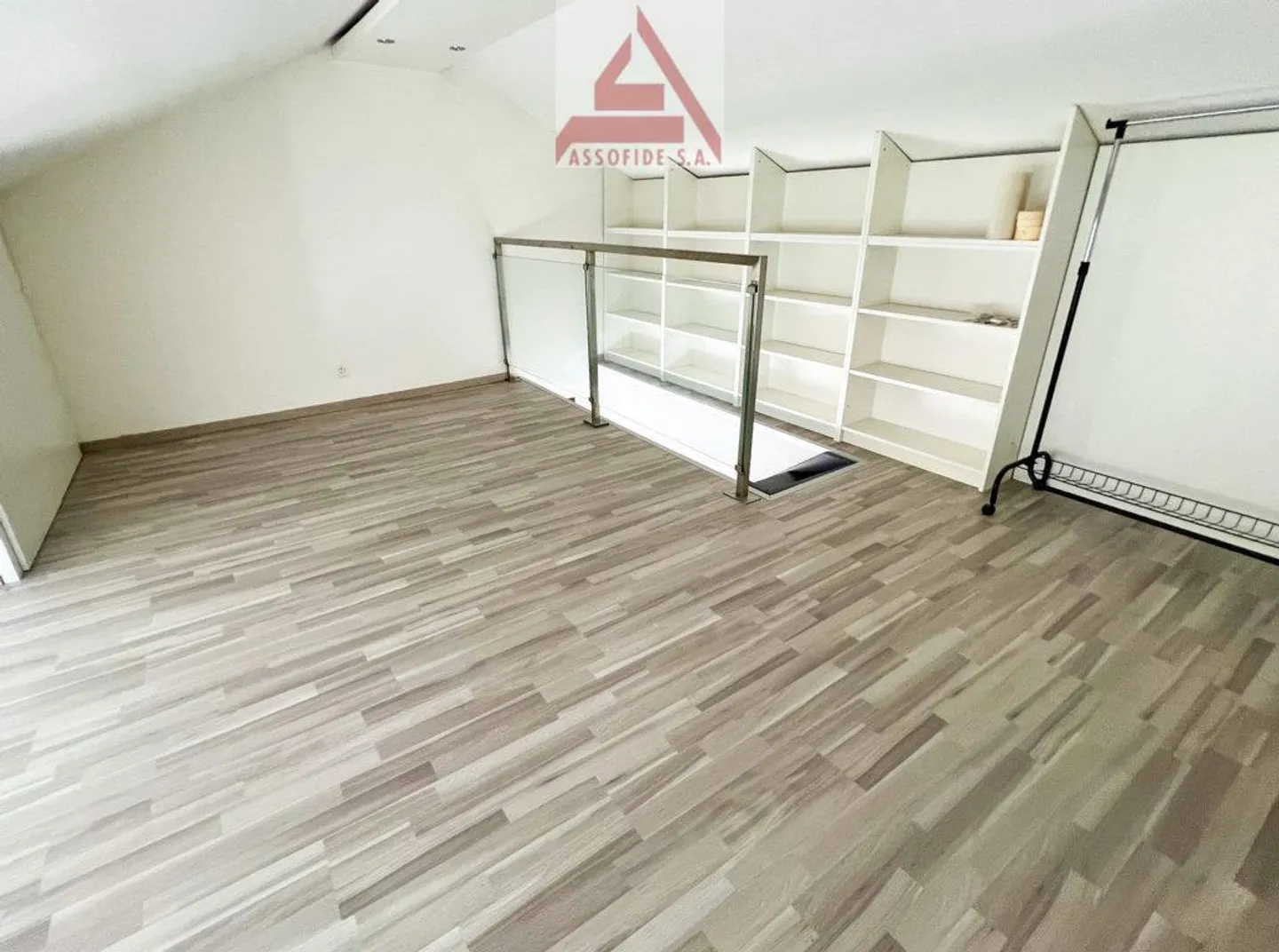 Maison avec 3 appartements - Photo 6 sur 8