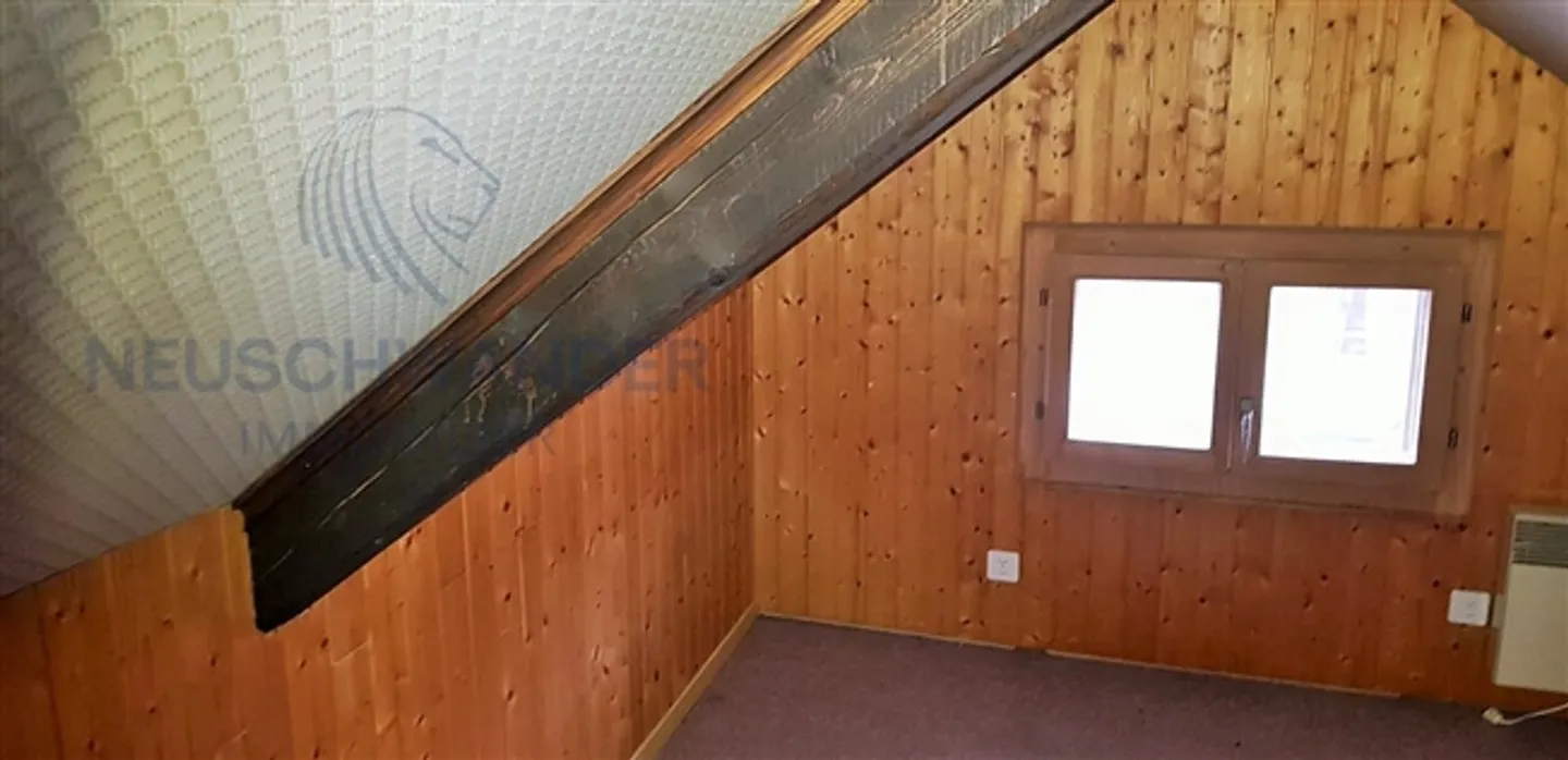 Camera/Deposito mobili sotto il soffitto - Foto 5 di 6