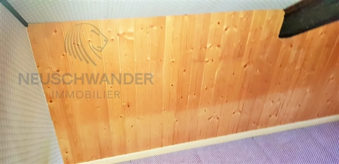 Camera/Deposito mobili sotto il soffitto - Foto 6 di 6