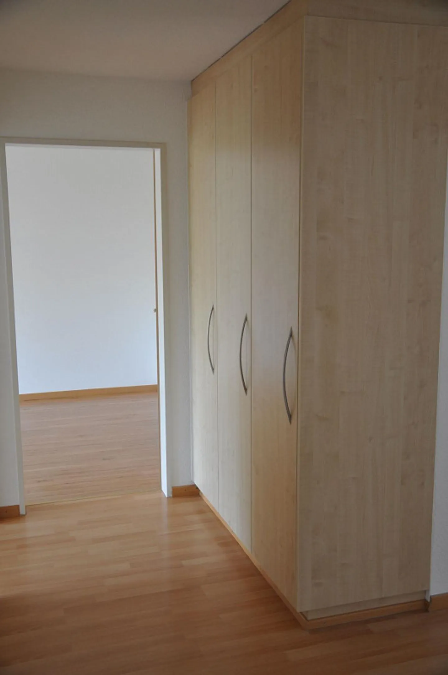Beautiful bright quiet 3 1/2 room apartment on the 1st floor with balcony for rent - Photo 10 of 12