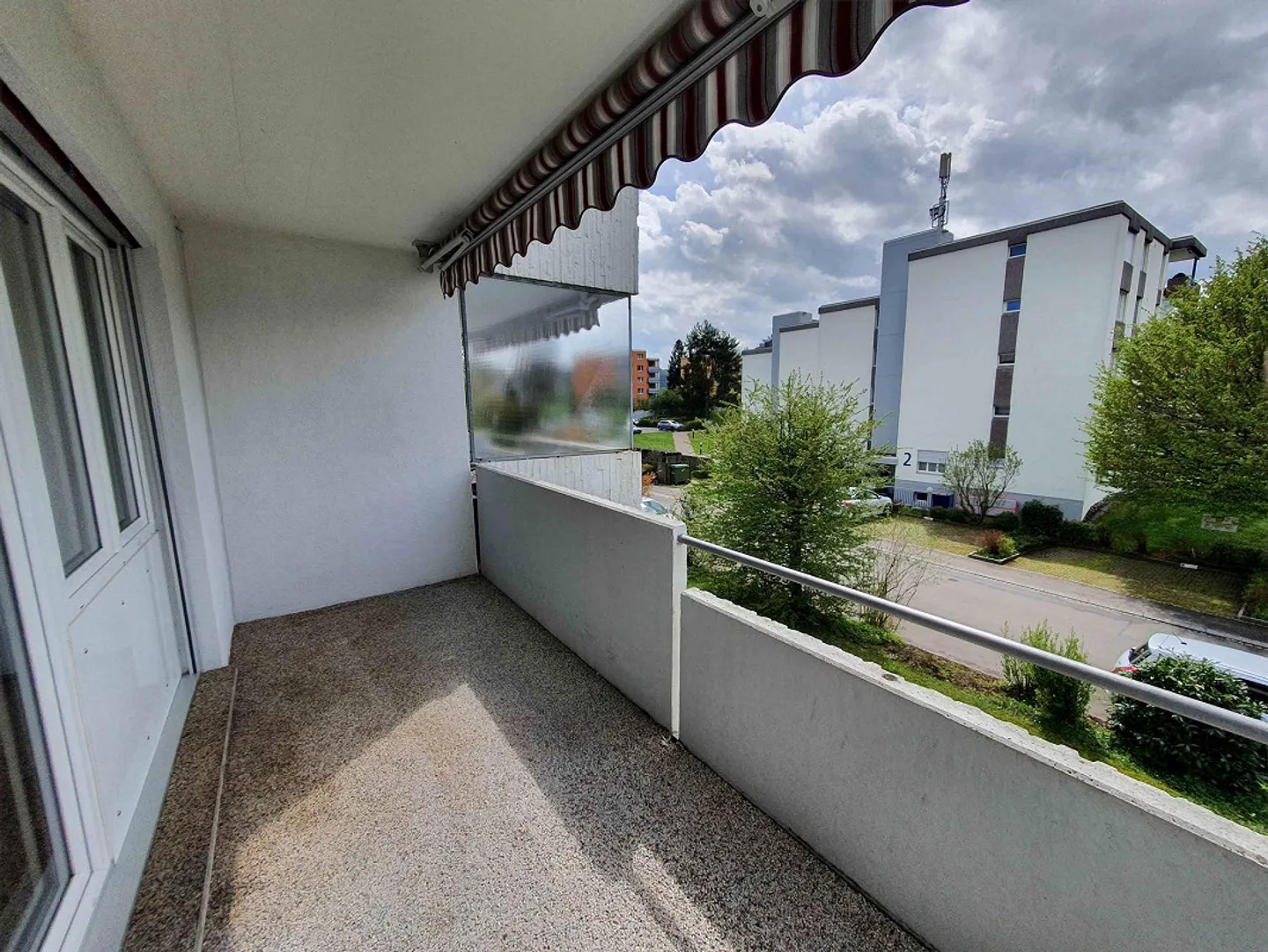 Beautiful bright quiet 3 1/2 room apartment on the 1st floor with balcony for rent - Photo 12 of 12