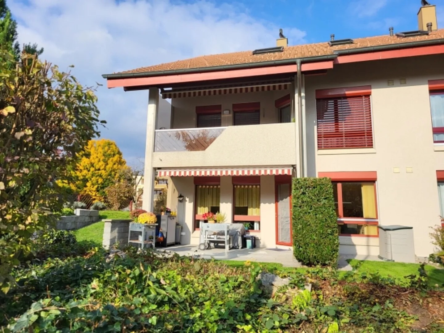 «Helle 4.5-Zimmer Gartenwohnung mit sonnigem Sitzplatz» - Foto 3 von 13