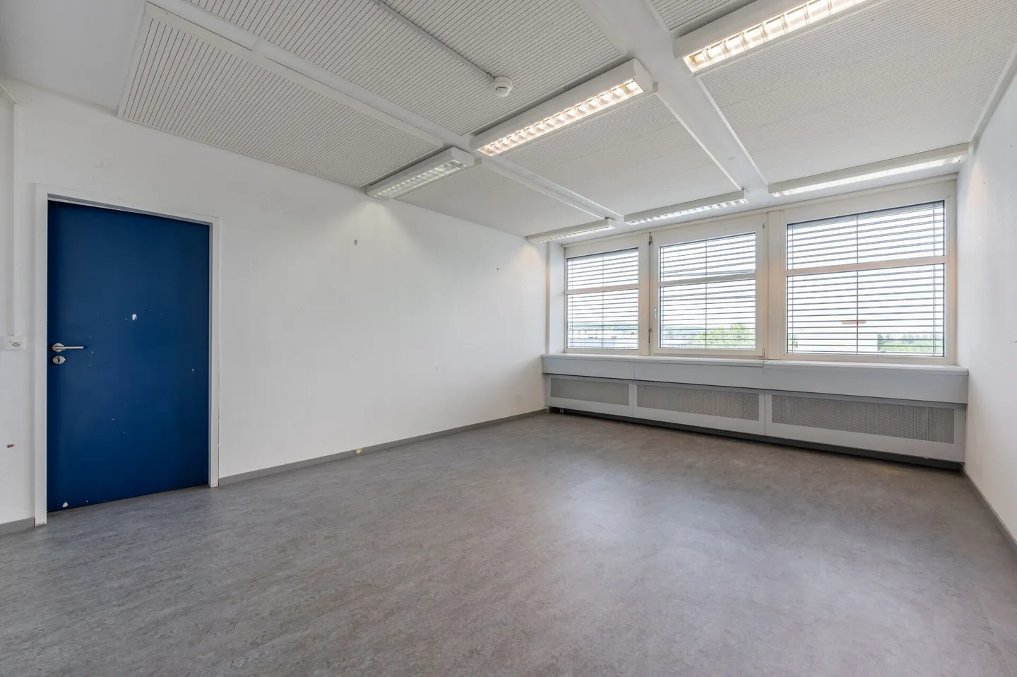 190 m² di spazio per uffici climatizzato a Reinach - da CHF 149.-/m² nel 1° anno - Foto 5 di 9
