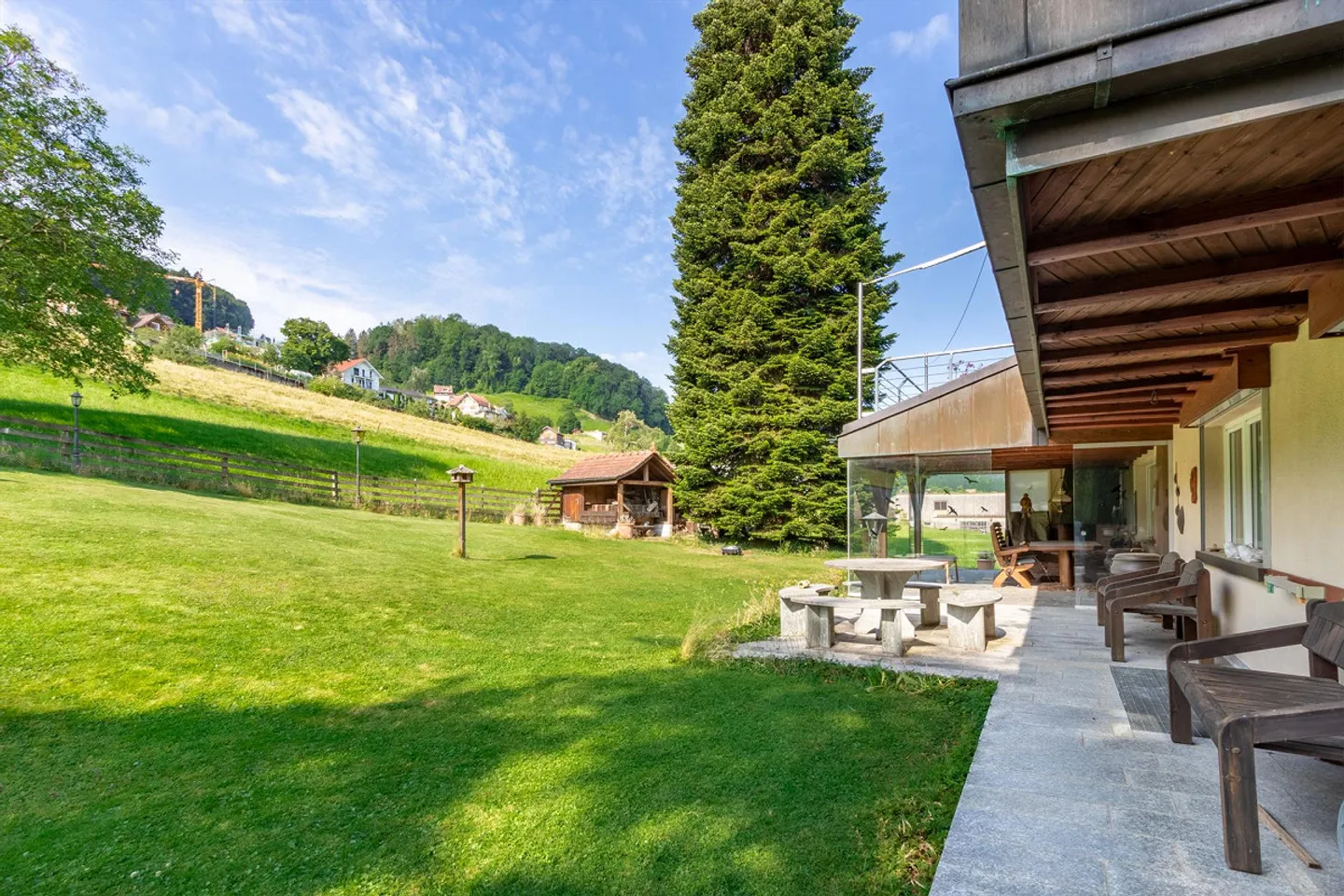 Historical 3½-Room Garden Apartment in the Courtyard House of Schloss Klingelburg - Photo 9 of 12