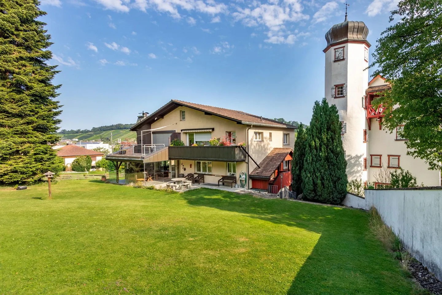 Historical 3½-Room Garden Apartment in the Courtyard House of Schloss Klingelburg - Photo 10 of 12