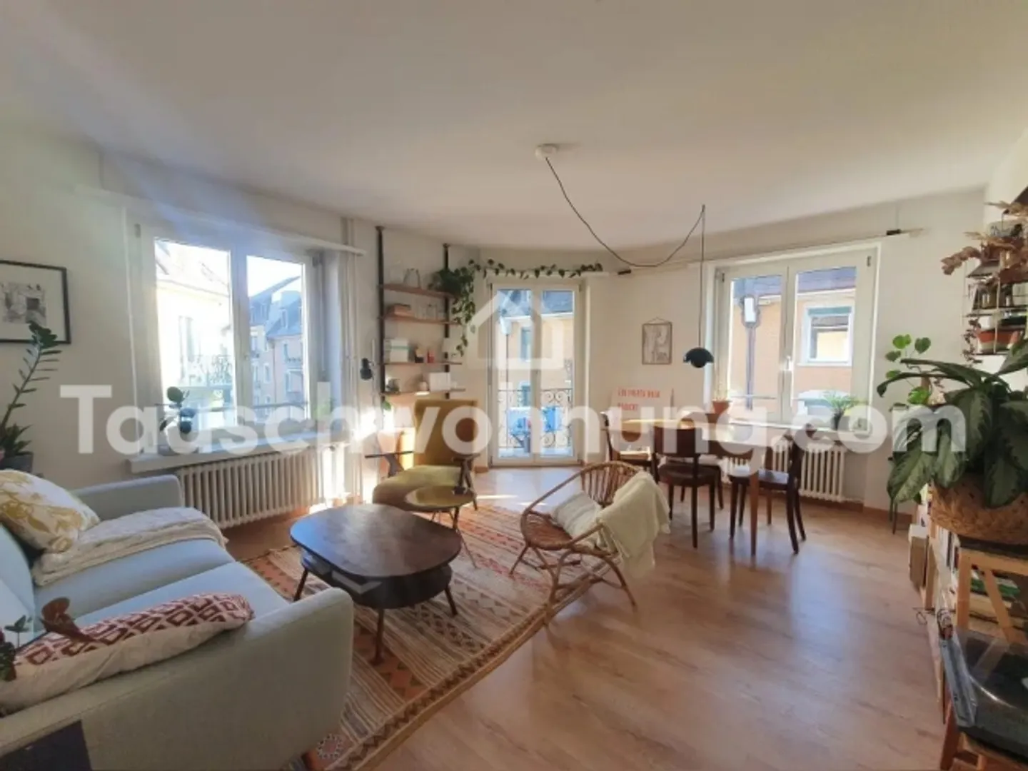 [TAUSCHWOHNUNG] 3-Zi Wohnung in Wiedikon mit 2 Balkonen - Foto 1 von 7