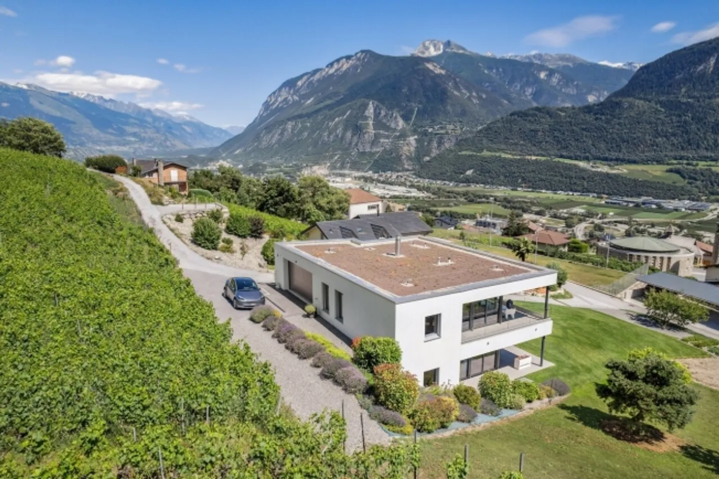 CORIN - Magnifique villa moderne avec vue grandiose sur la plaine - Photo 11 sur 11
