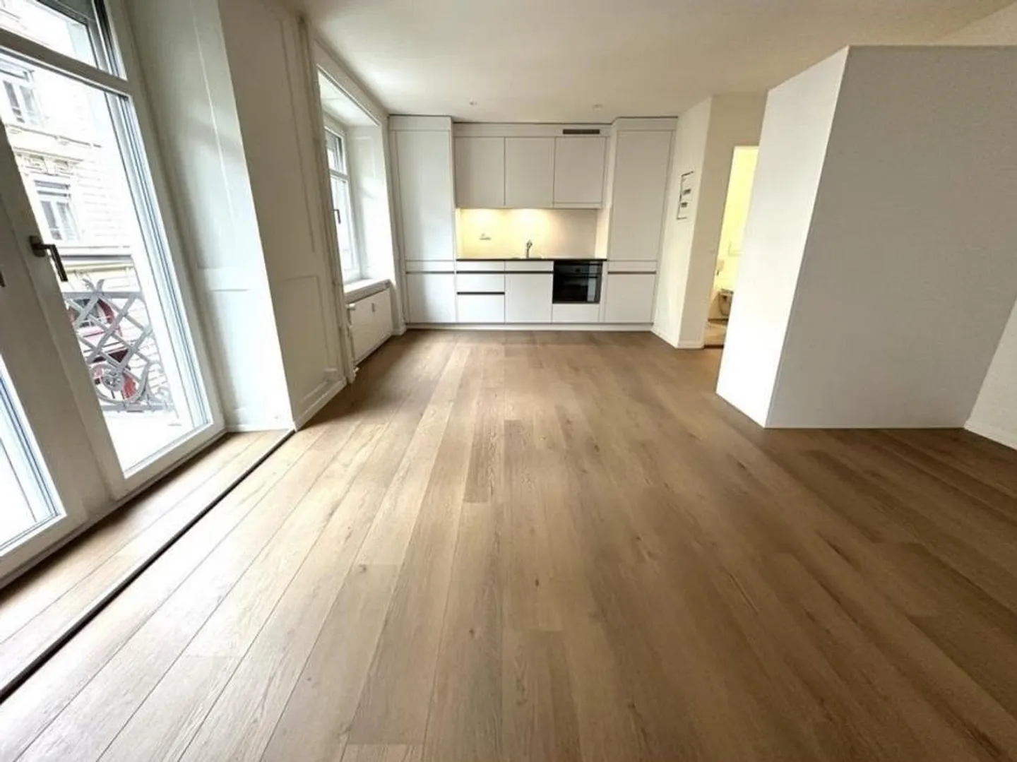 Incantevole appartamento arredato con 1 camera in posizione privilegiata a Zurigo - Foto 1 di 9