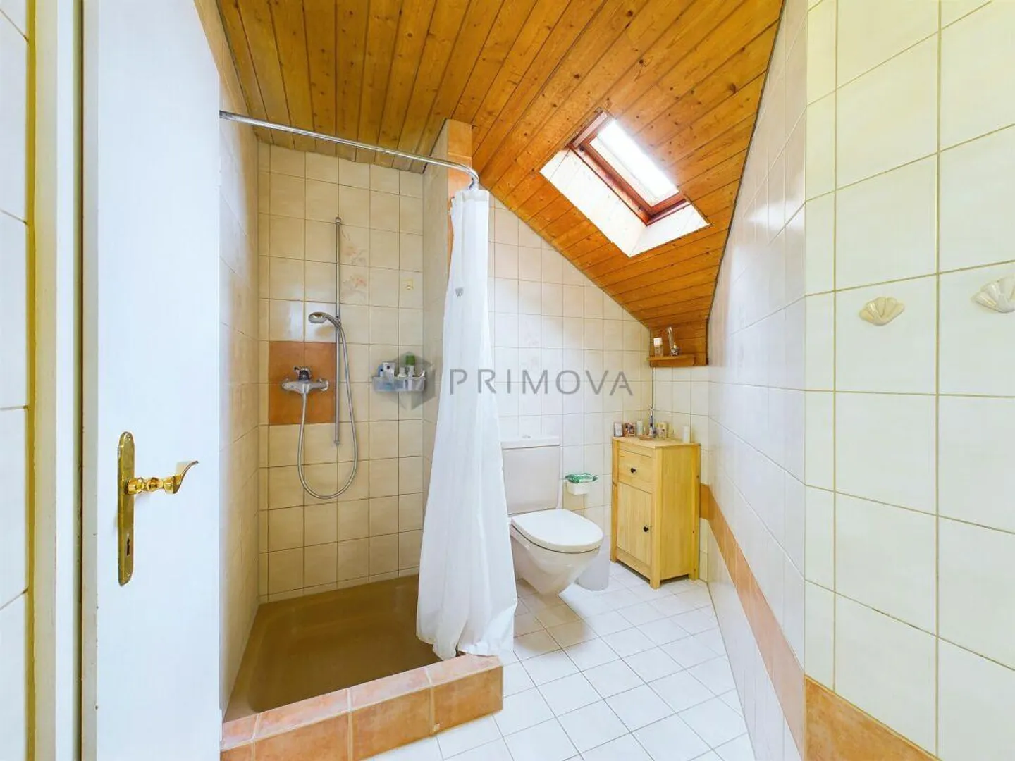 Casa familiare da sogno con spazio per vivere - Foto 12 di 16