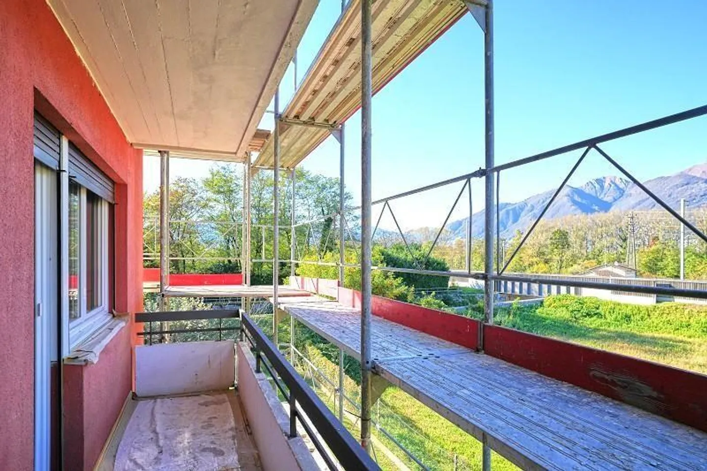 Helle 3,5-Zimmer-Wohnung in Quartino - Foto 16 von 21