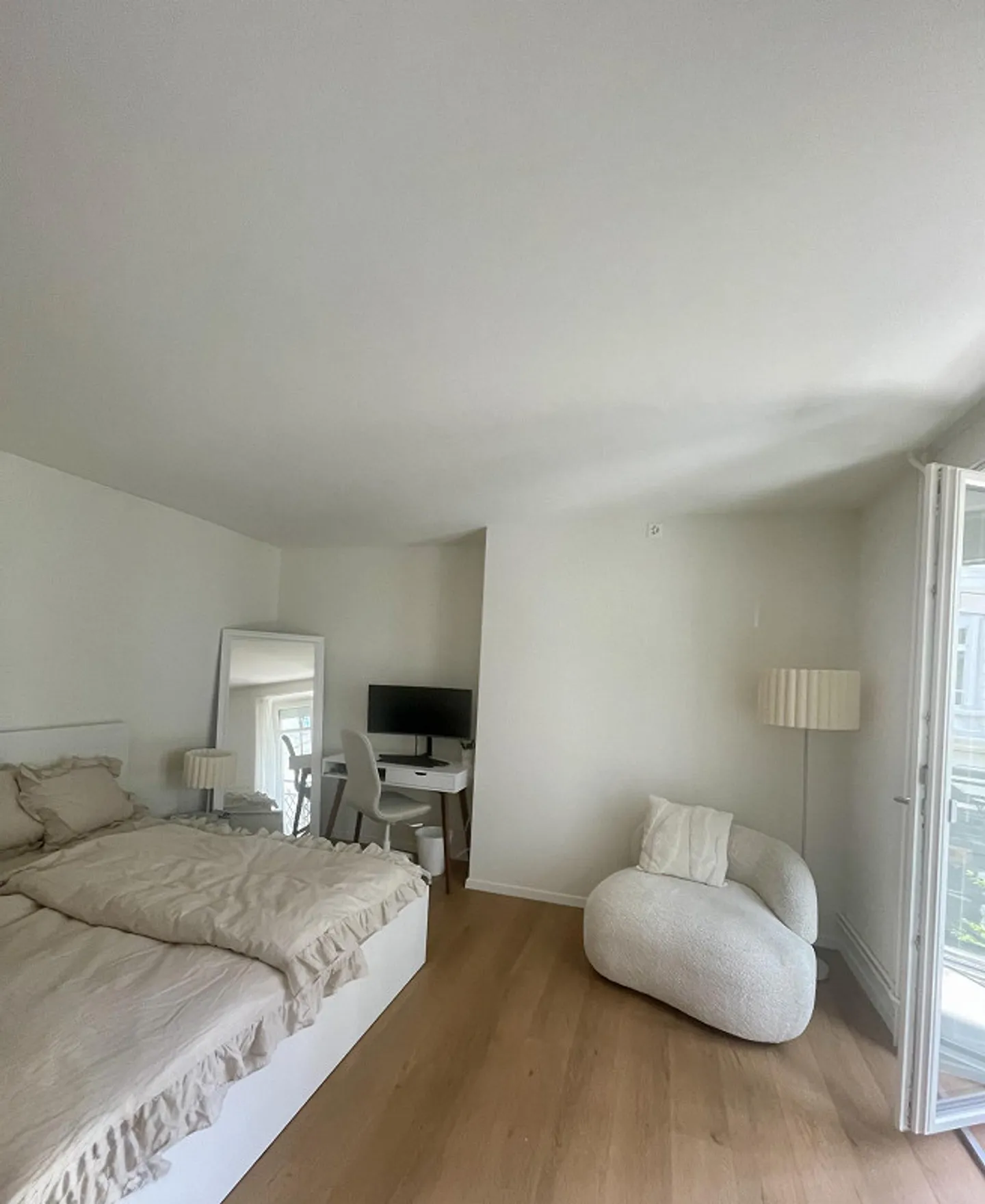 Incantevole appartamento arredato con 1 camera in posizione privilegiata a Zurigo - Foto 6 di 9