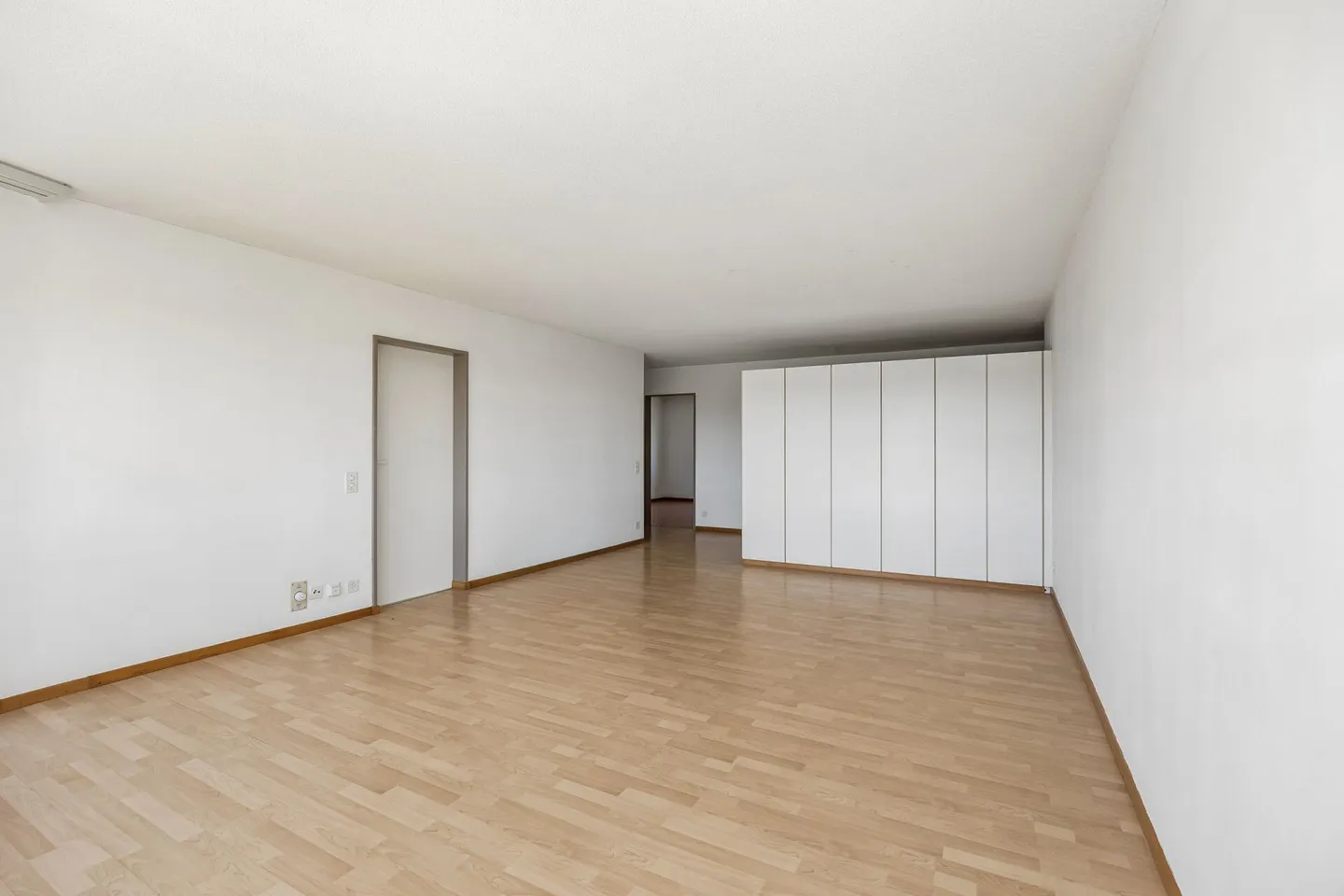 Family-friendly 4.5-room apartment in a quiet location - Photo 3 of 13