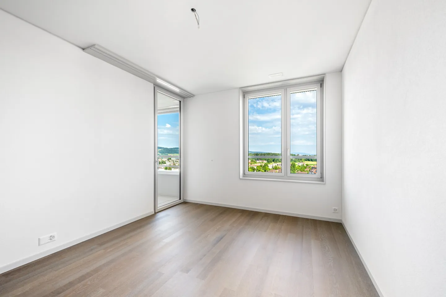 New apartment with a view in Uster - Photo 9 of 12