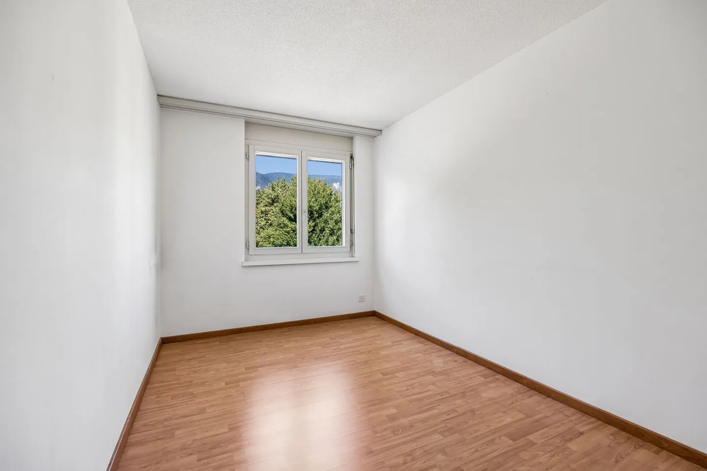 Family-friendly 4.5-room apartment in a quiet location - Photo 8 of 13