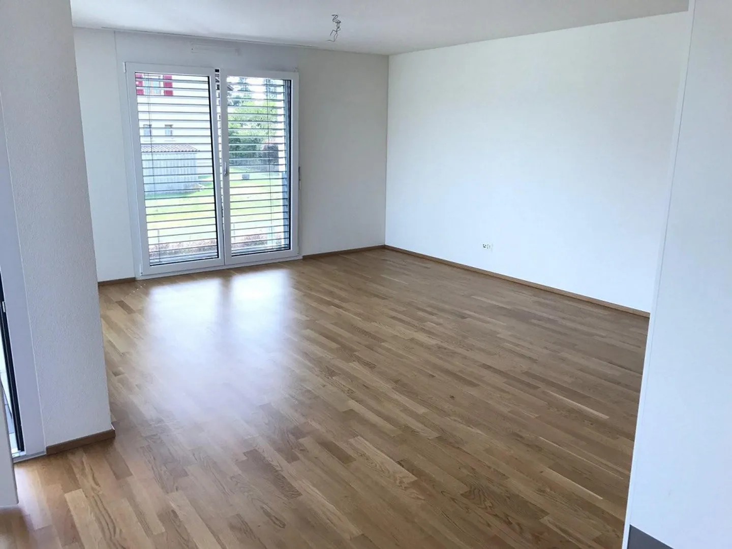 Moderne 2.5-Zimmerwohnung in Recherswil - Foto 4 von 12