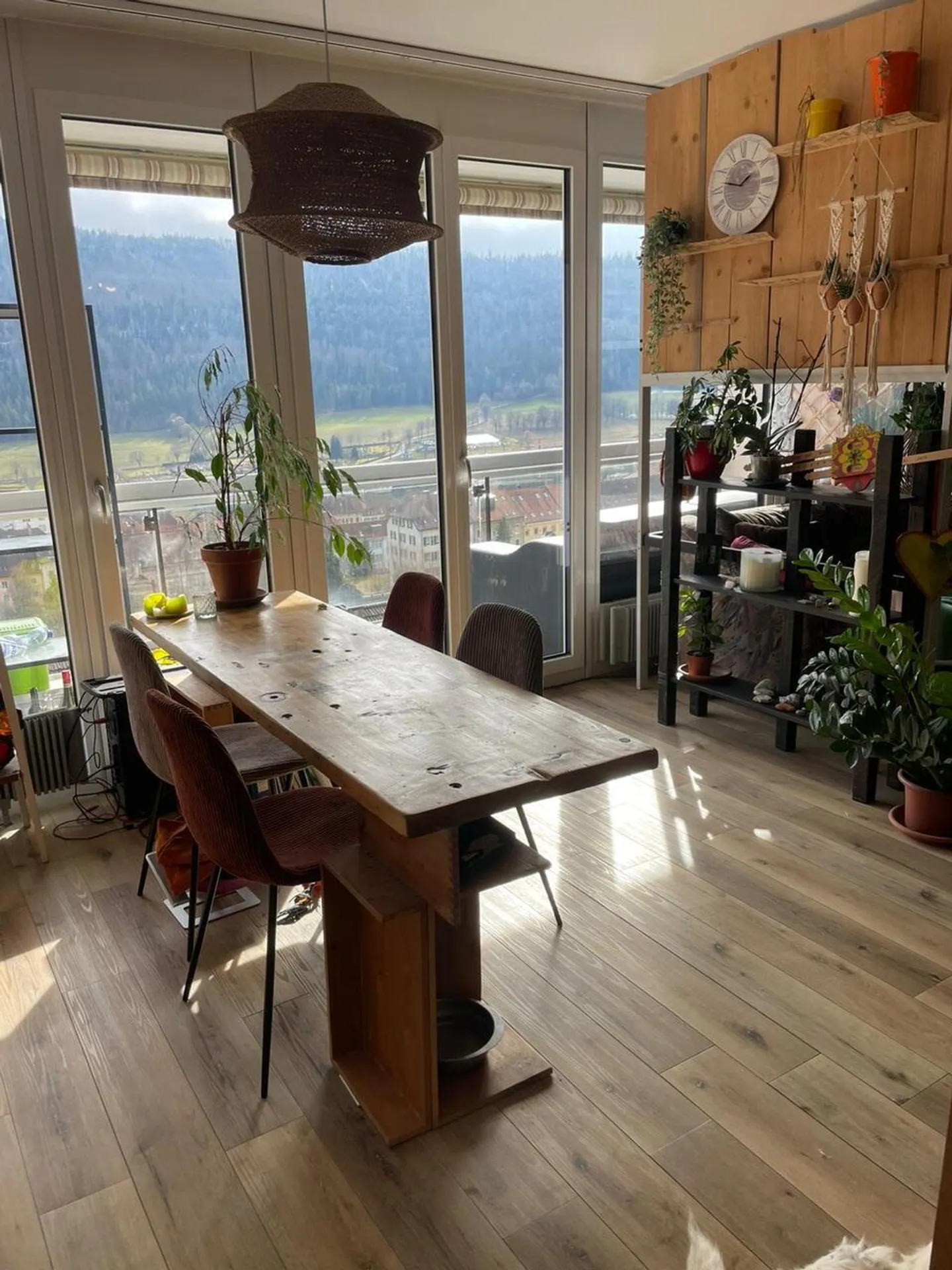 Très ensoleillé appartement avec vue dégagée sur la vallée - Photo 8 sur 20