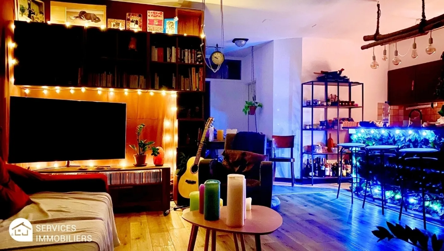 Très ensoleillé appartement avec vue dégagée sur la vallée - Photo 16 sur 20