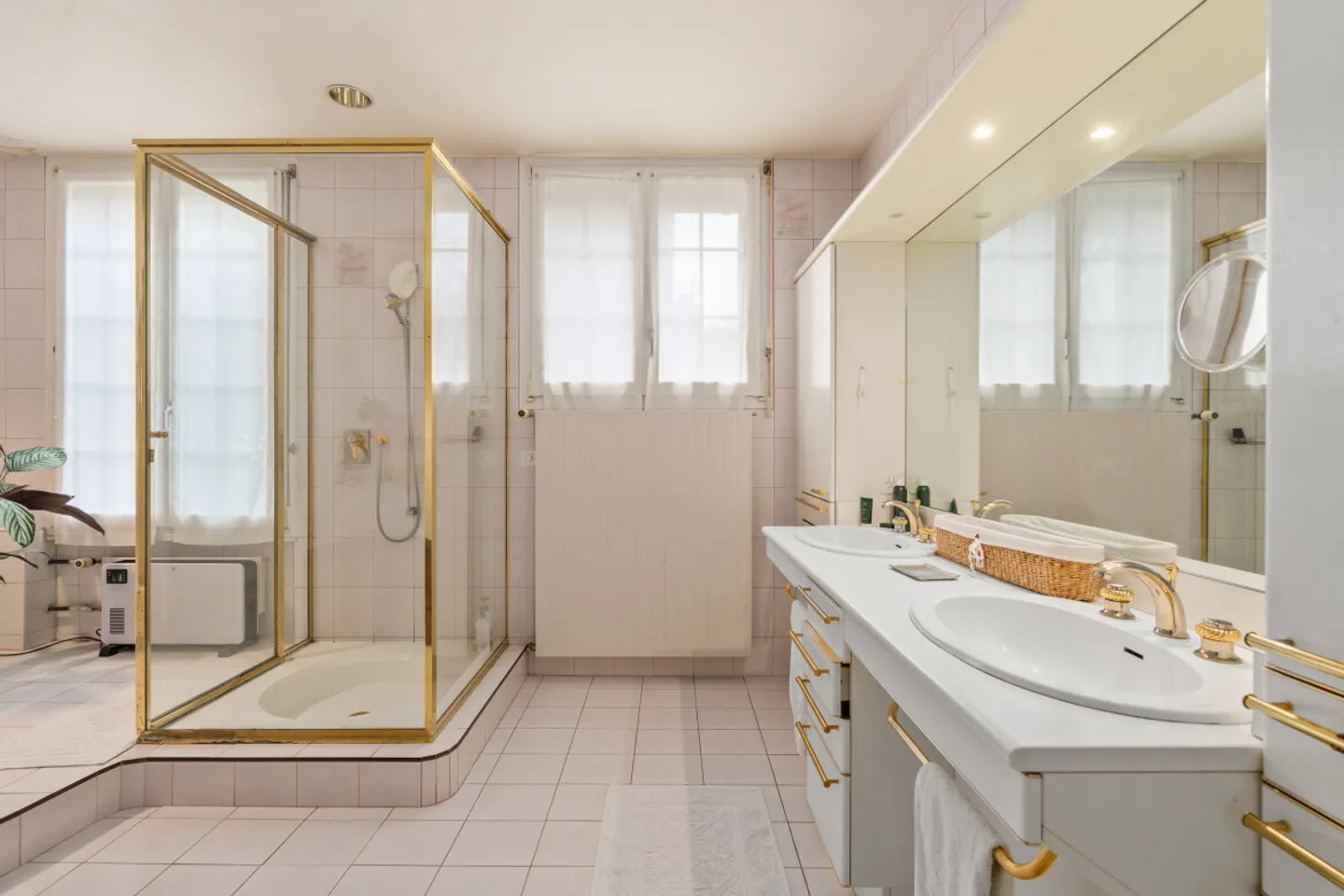Manor House to Reinvent in a Privileged Setting - Photo 8 of 11