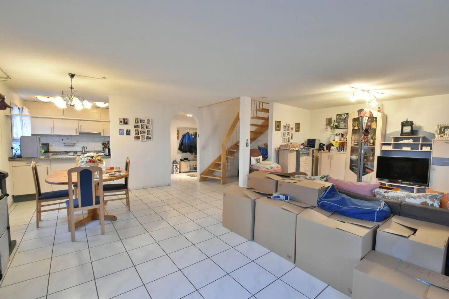 Ampio appartamento duplex di 4,5 locali in posizione centrale! - Foto 3 di 12