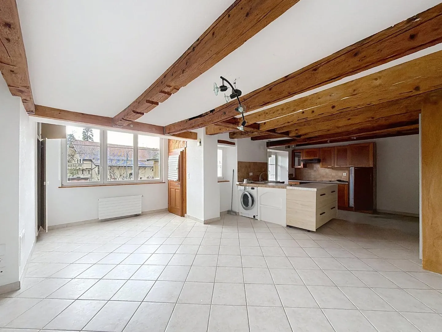 Appartamento duplex di 4,5 locali con carattere - Foto 3 di 8