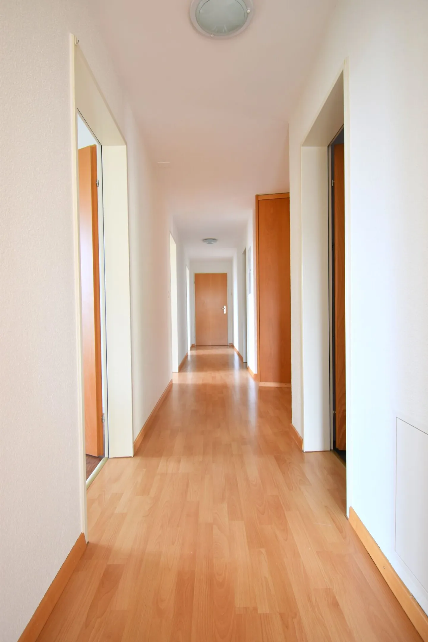 Great 5 1/2 room family apartment for rent - Photo 1 of 12