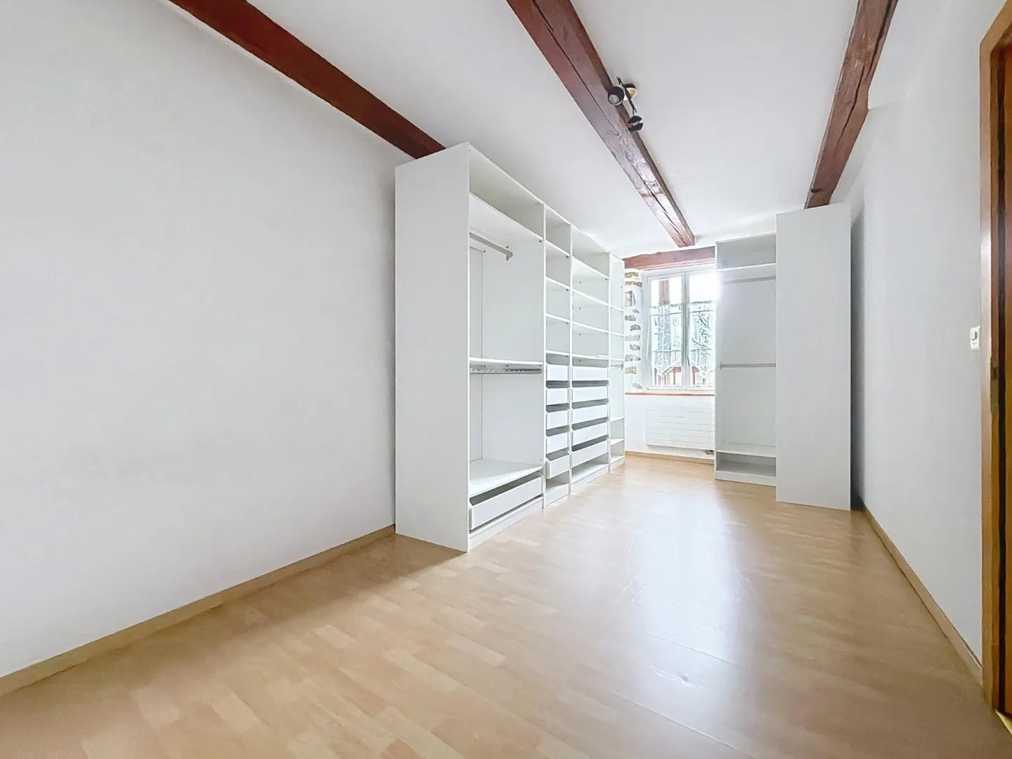 Appartamento duplex di 4,5 locali con carattere - Foto 6 di 8