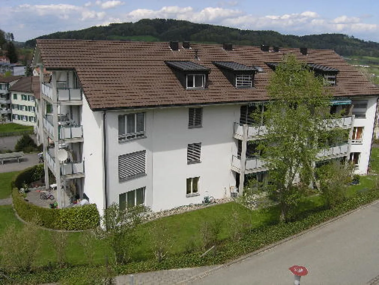 Great 5 1/2 room family apartment for rent - Photo 11 of 12