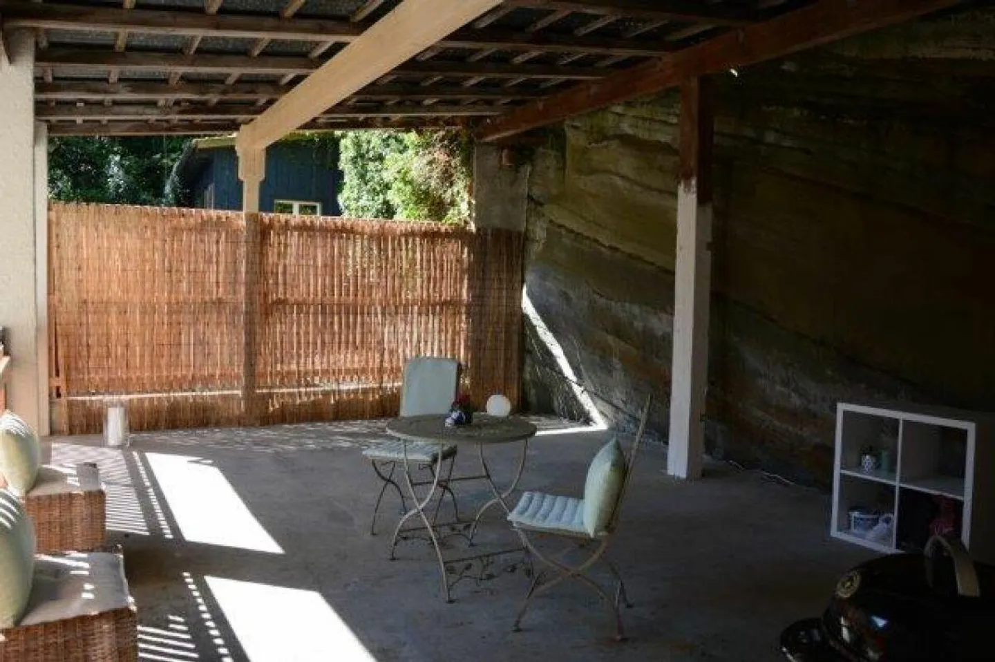 Great 2.5 Room Apartment with Private Patio - Photo 12 of 14