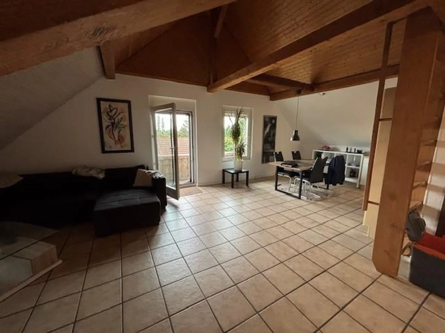 Appartement sous les combles confortable à Lengnau - Photo 1 sur 5