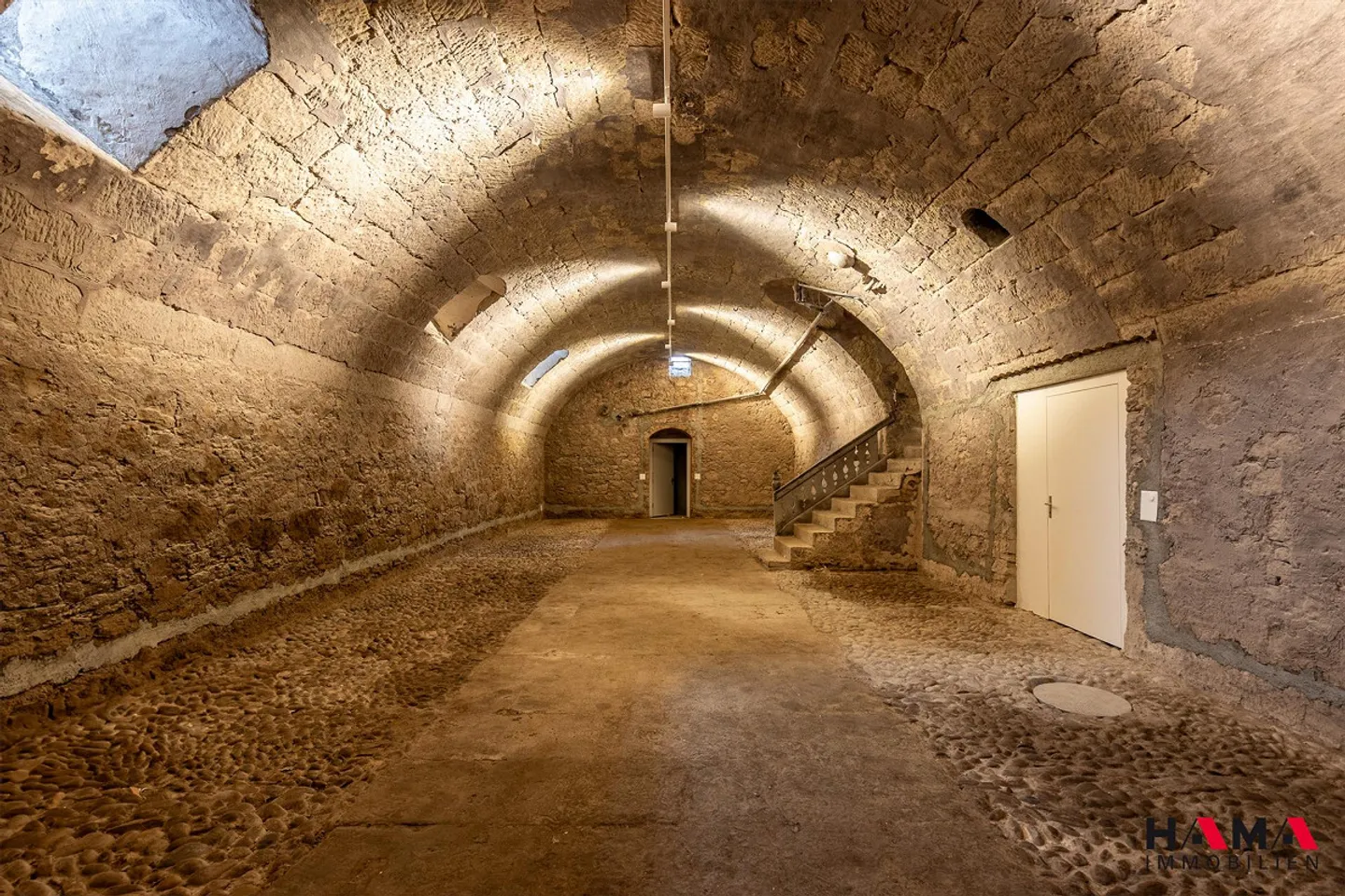 Historic Vaulted Cellar / Storage Room from 1680 for Rent - Photo 1 of 11