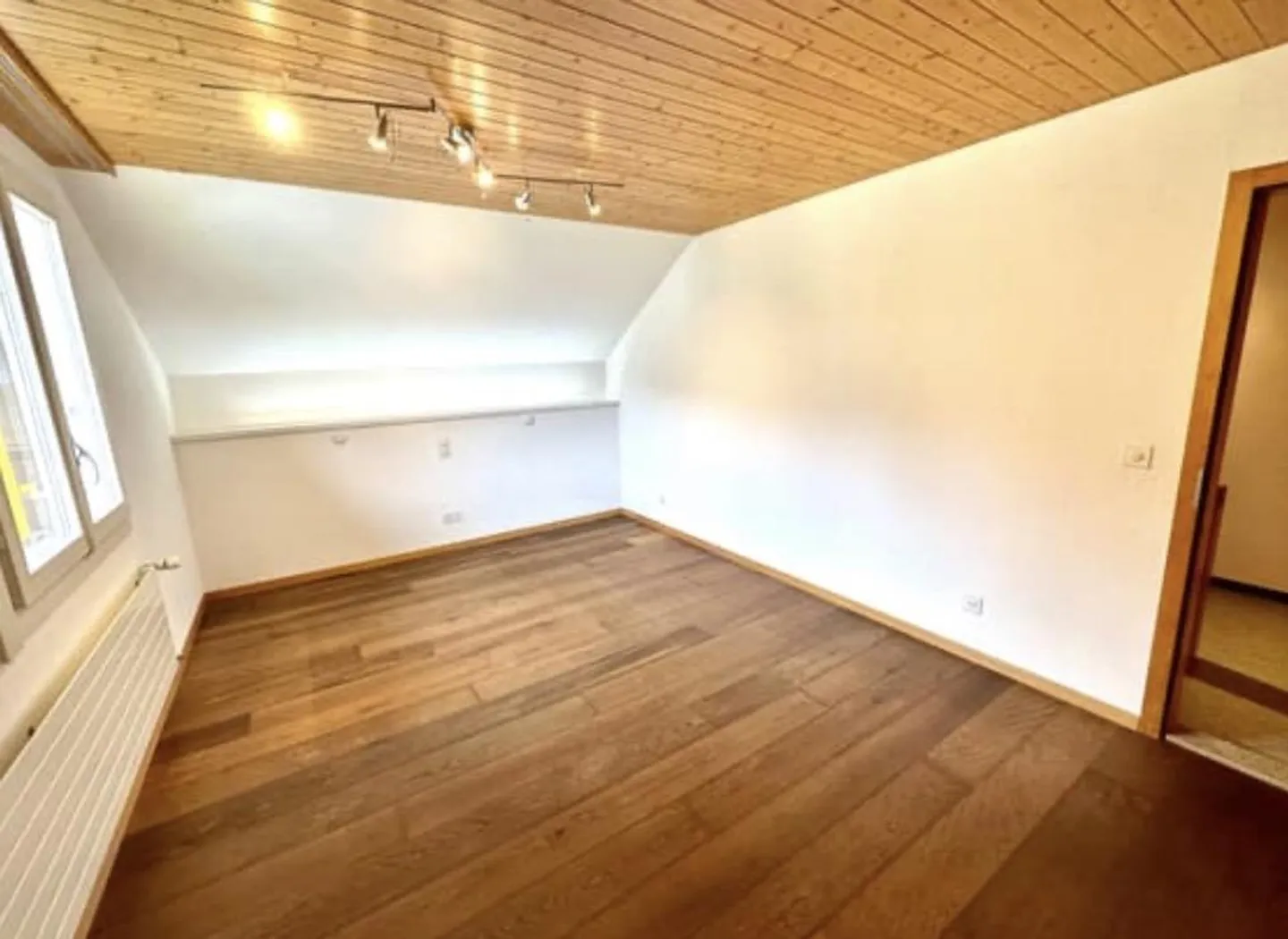 FAMILIARE, MOLTO TRANQUILLO E SPAZIOSO - Foto 11 di 14