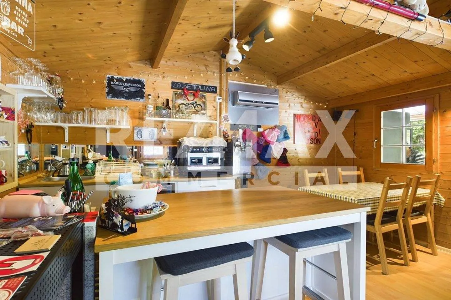 Commercial space for sale in the beautiful Val Calanca - Photo 1 of 13