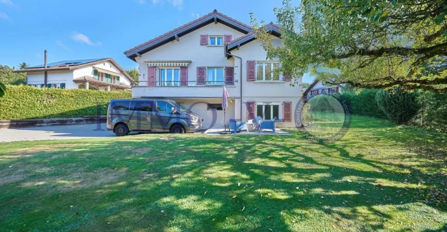 INDIVIDUELLE AVEC GRAND JARDIN ET SITUATION IDEALE - Foto 1 von 12
