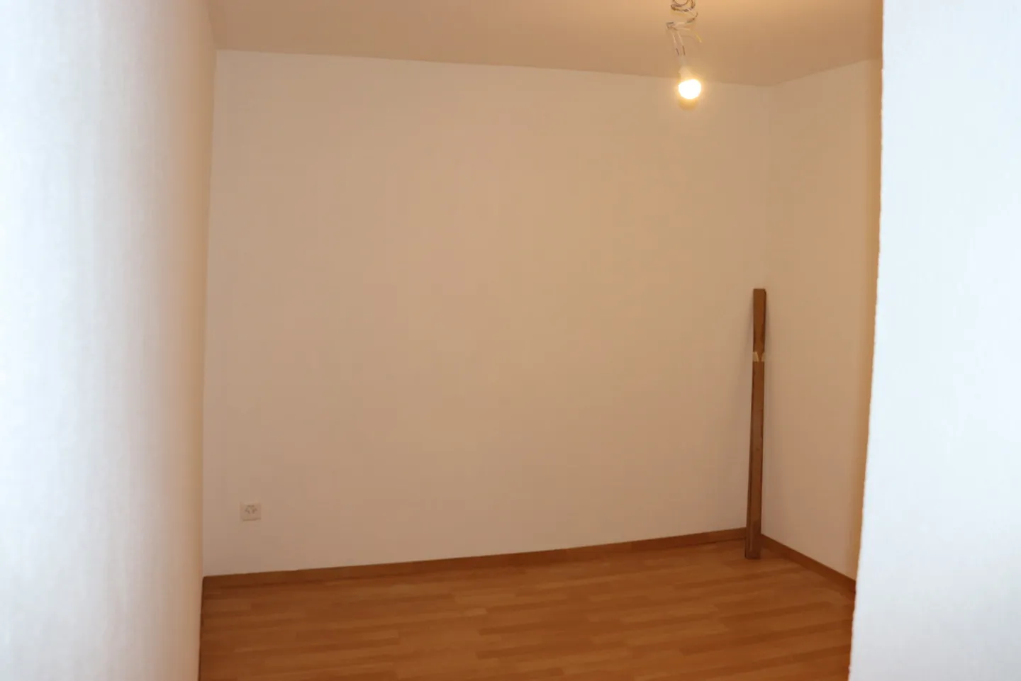 Charmantes Zweifamilienhaus im Herzen von Salgesch - Photo 4 of 13
