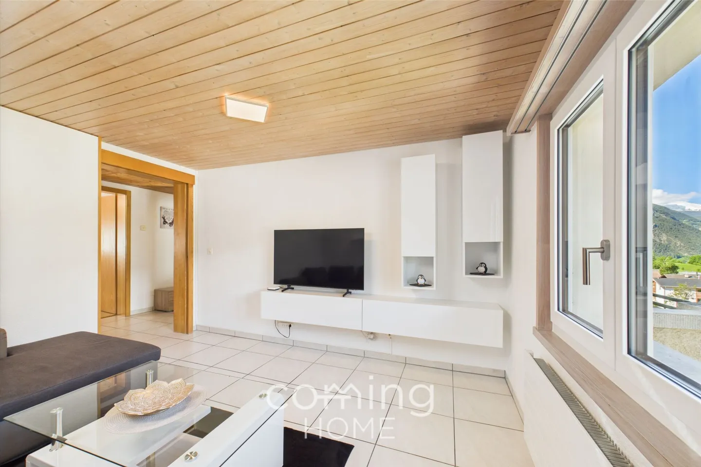 Appartement penthouse de 4 chambres à Ried-Brig - Rénové, ensoleillé, avec vue sur les montagnes - Photo 1 sur 15