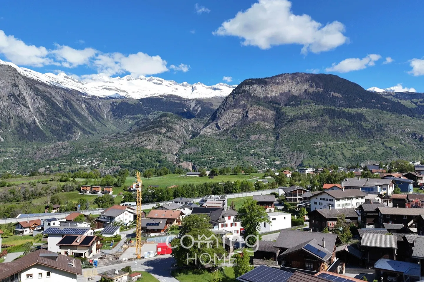 Appartement penthouse de 4 chambres à Ried-Brig - Rénové, ensoleillé, avec vue sur les montagnes - Photo 12 sur 15