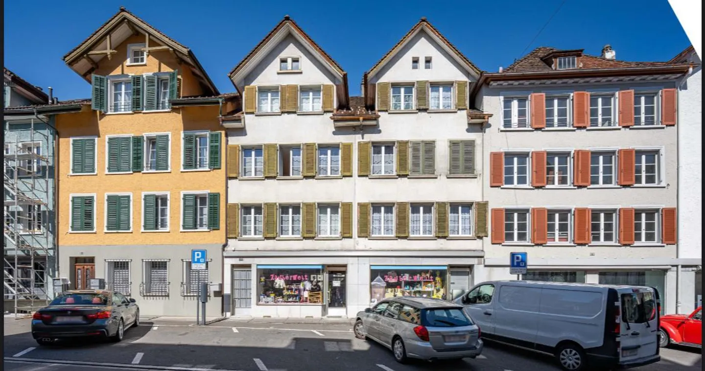 Maison mitoyenne rénovée de 4,5 pièces dans la ville - Photo 16 sur 18