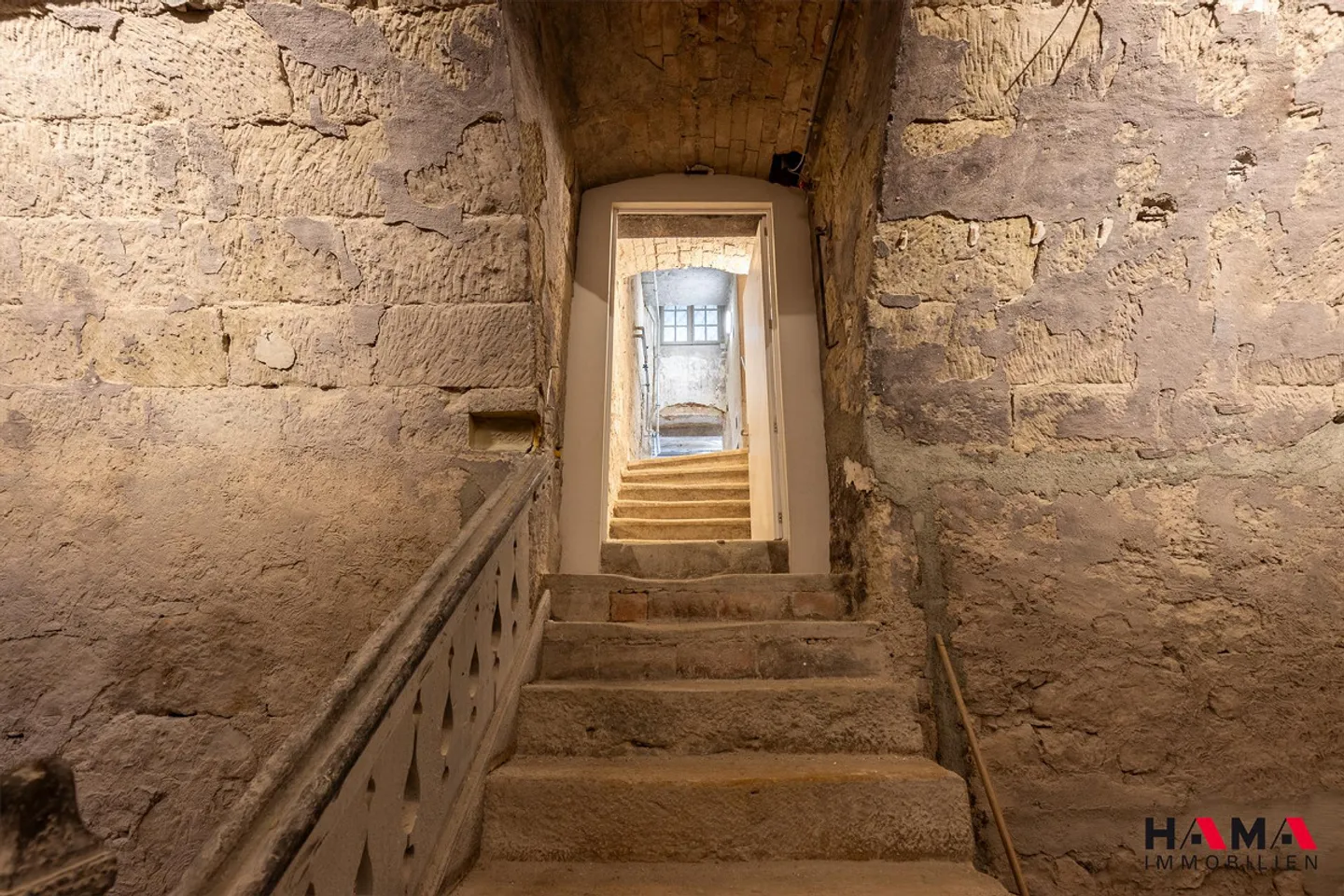 Historic Vaulted Cellar / Storage Room from 1680 for Rent - Photo 3 of 11